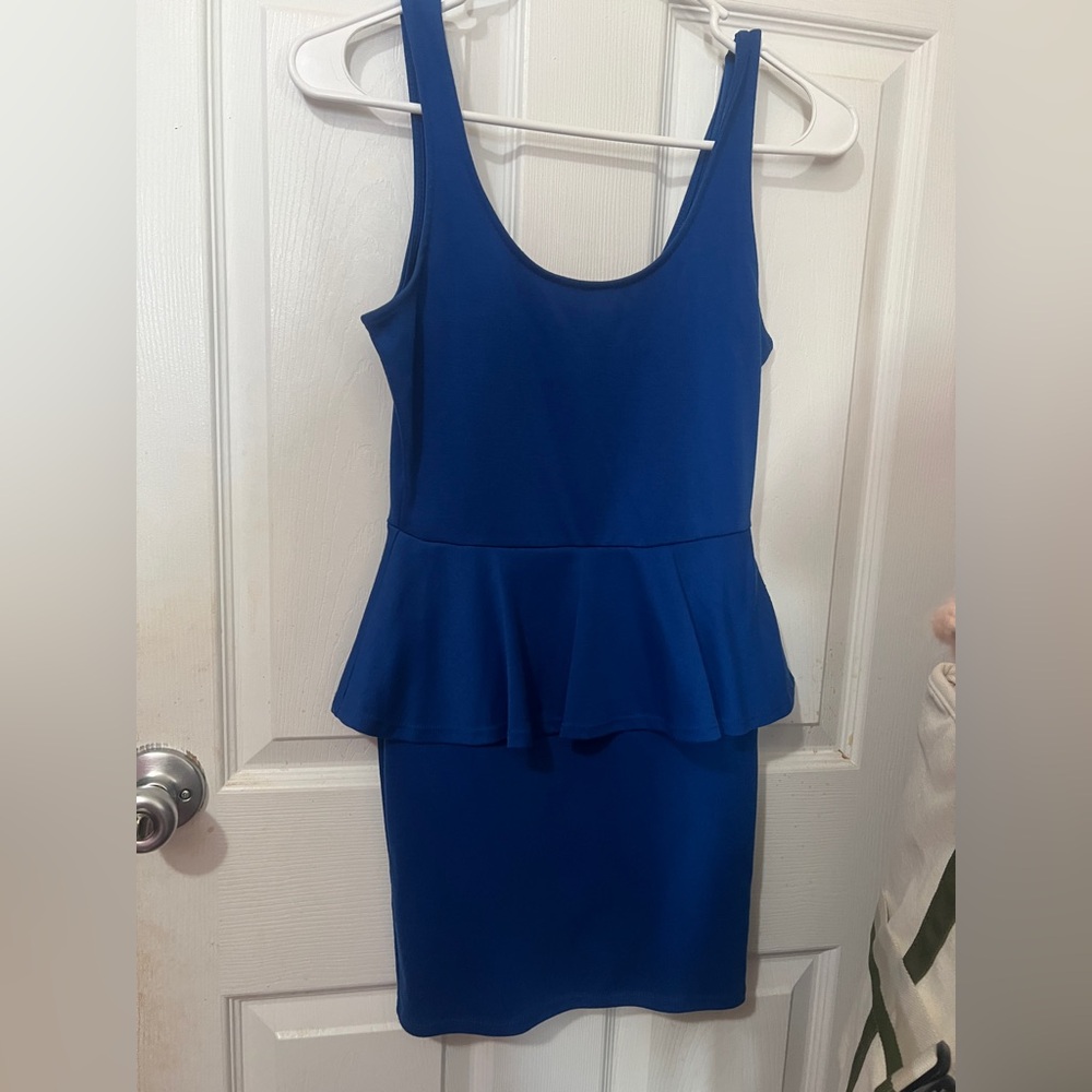 Elegant Blue Sleeveless Dress